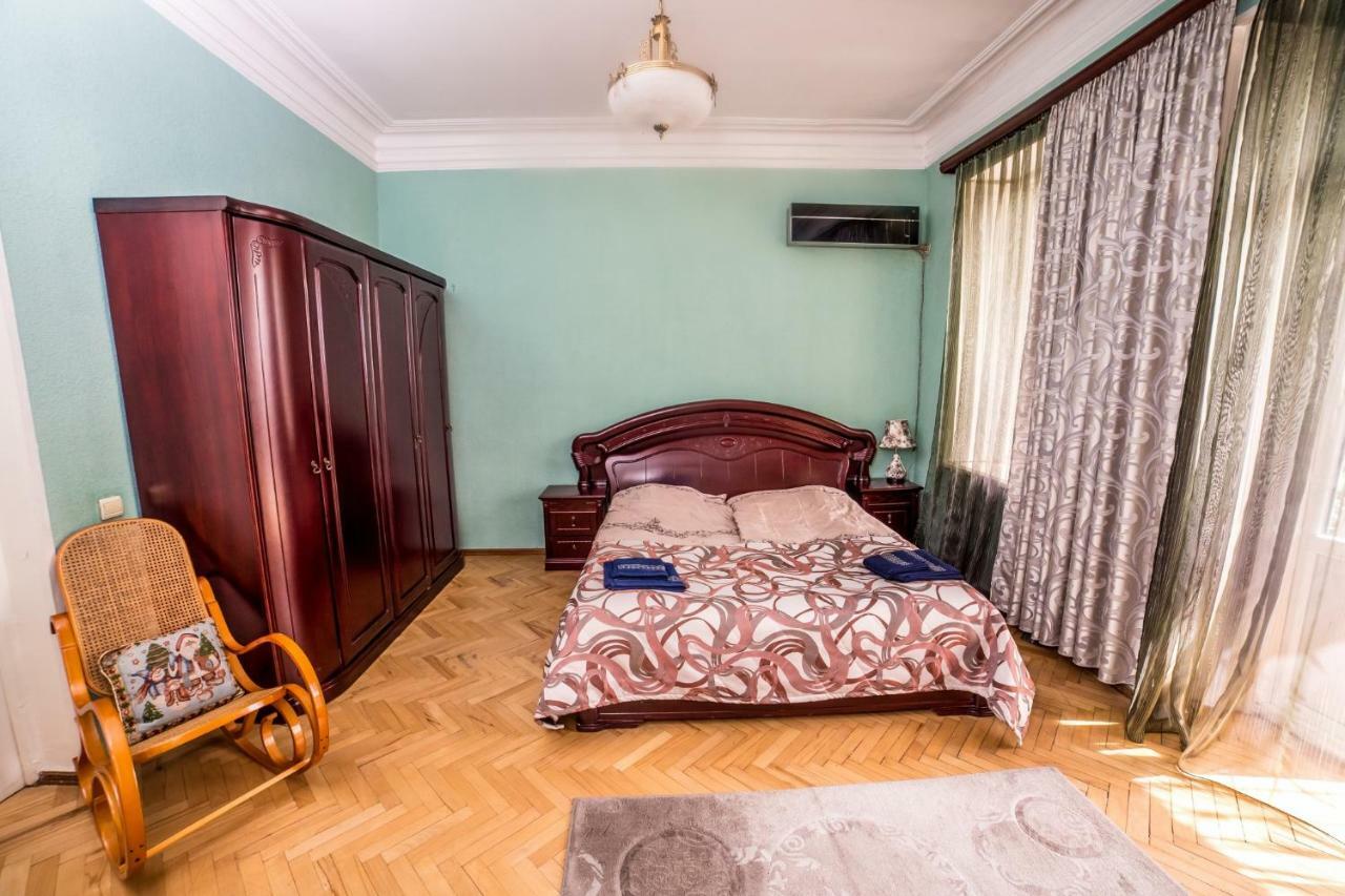 Gold District Apartment Tbilisi Exterior photo