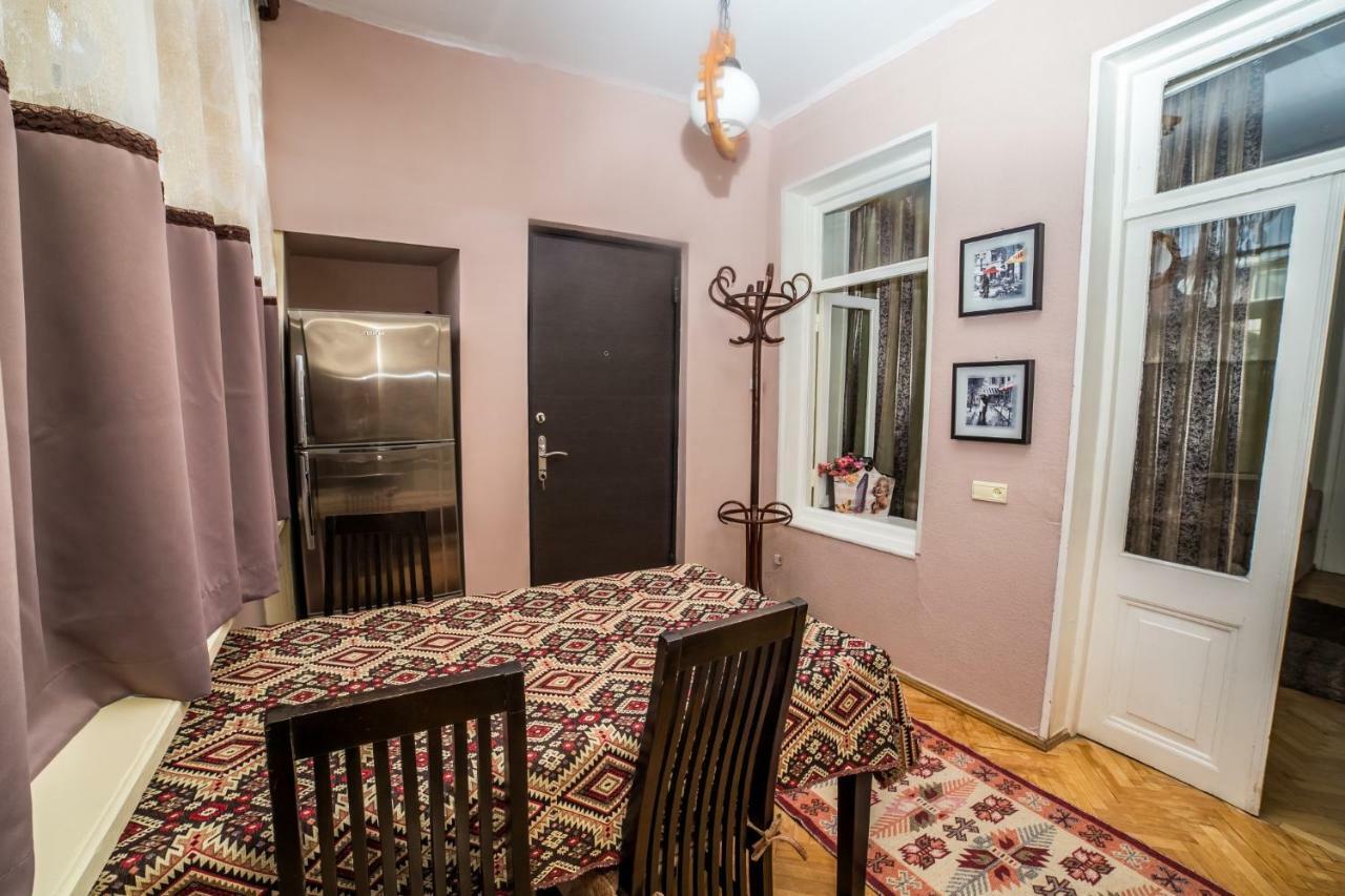 Gold District Apartment Tbilisi Exterior photo